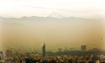 اینجا تهران است صدای ما را از اعماق دود می‌شنوید